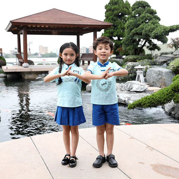 訂購(gòu)幼兒園服裝的技巧